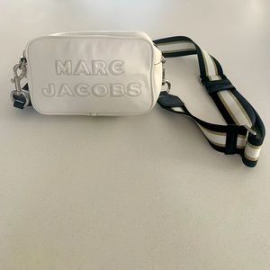 Marc Jacob’s Small White Leather Cross Body Bag